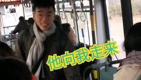 吃瓜跳舞男,揭秘校园里的独特风采