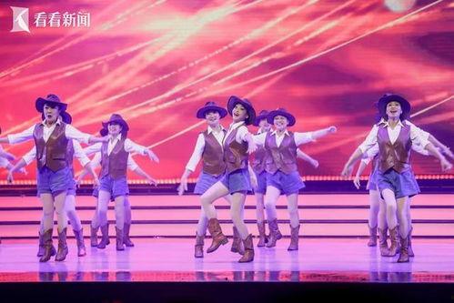网红舞笑纳团队演示,网红舞笑纳团队惊艳演绎