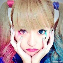 最美转身女网红照片,“转身惊艳！揭秘最美转身女网红的瞬间魅力”