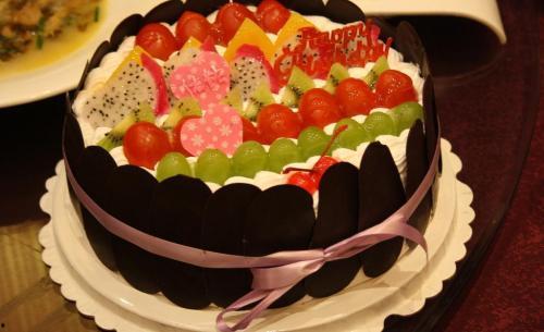 水果奶奶生日蛋糕网红,甜蜜绽放的网红甜品传奇