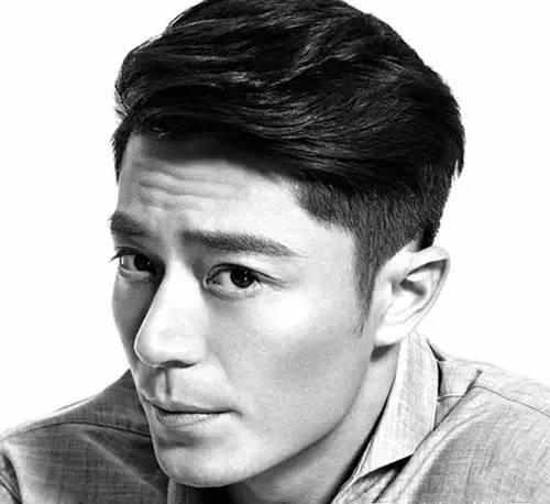 男明星发型学生,盘点男明星学生发型新潮流