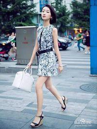 哪位明星最矮,揭秘矮个子明星的魅力与成就